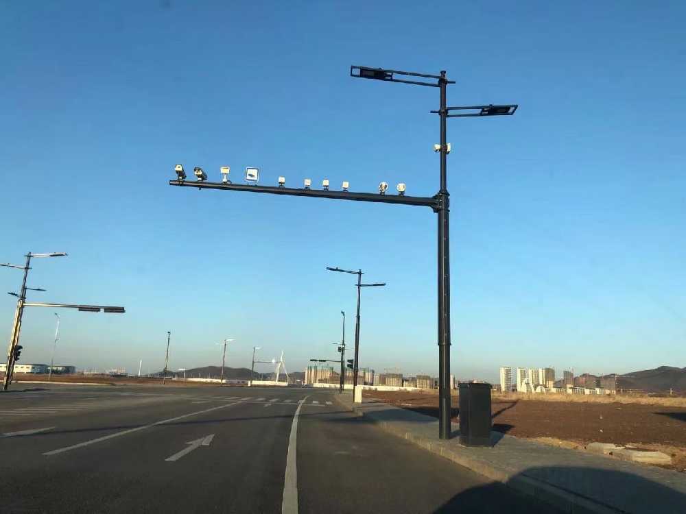 十堰市黑龙江佳木斯综合路灯杆项目